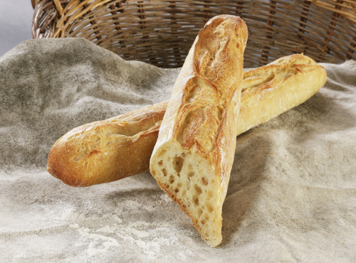 Maison Boulanger - Demi baguette Tradition pré-cuite surgelée par 50