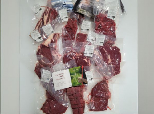 A l'étable du Mézenc - [Précommande] Colis tradition AOP Fin Gras du Mezenc BIO 10kg