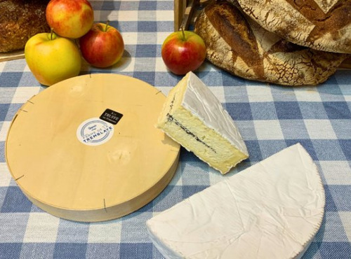 Ferme de La Tremblaye - Brie à la Truffe noire du Périgord entier 1Kg