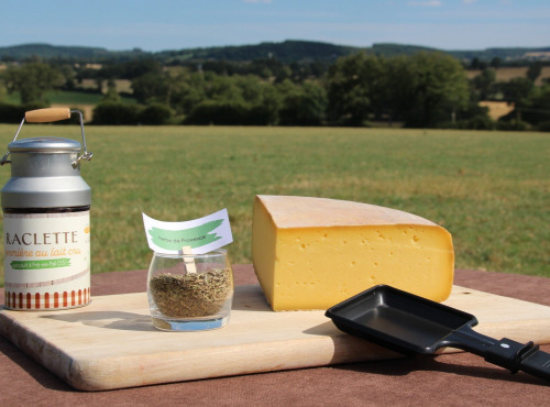 Ferme des Petits Monts - Raclette fermière HERBES DE PROVENCE BIO au lait cru - Quart Meule 1,5 kg