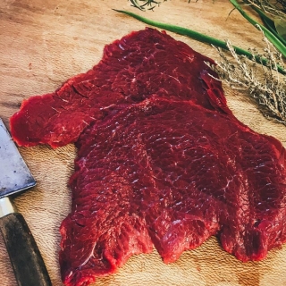 La Ferme Enchantée - Lot de 4 steaks d'autruche INDIVIDUEL sous-vide