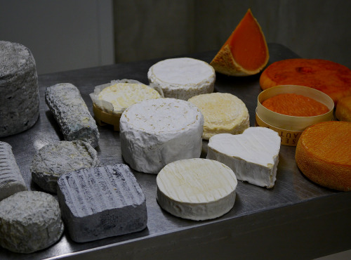 Alléosse Maitre Artisan Affineur Fromager - Barisien au lait cru (entier)