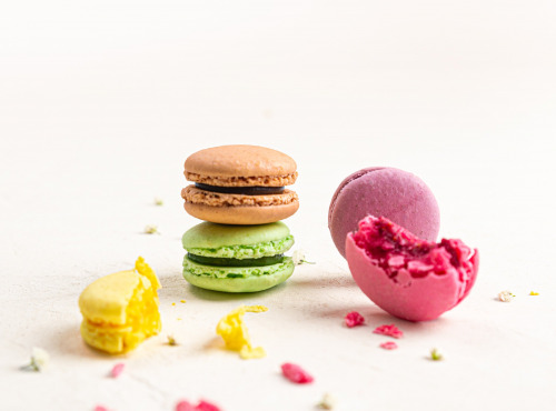 Invitation au Délice - Coffret de 6 Macarons Classiques - Lot de 4