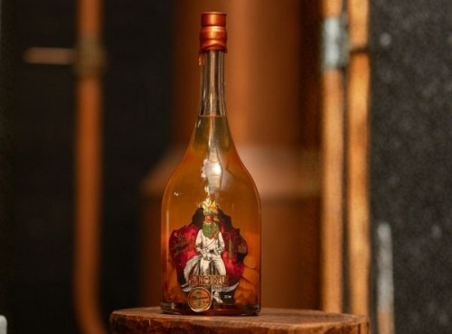 DISTILLERIE FRANC TIREUR - Magnum Rhum arrangé Abricot Amande grillée