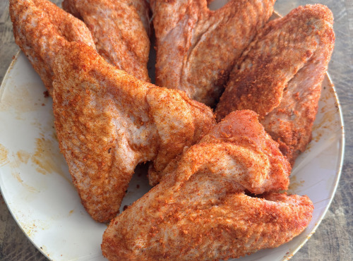 La Maison Pourthié - Ailes de poulets assaisonnées Piment paprika