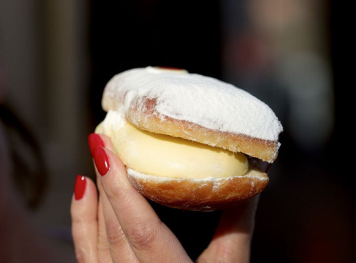 La Tarte Tropézienne - Beignet Tropézien