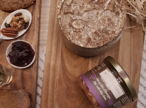 Maison Marie SEVERAC - Planche Auze (P): Fromage Sanérac avec Pâté de porc du Cantal au Bleu