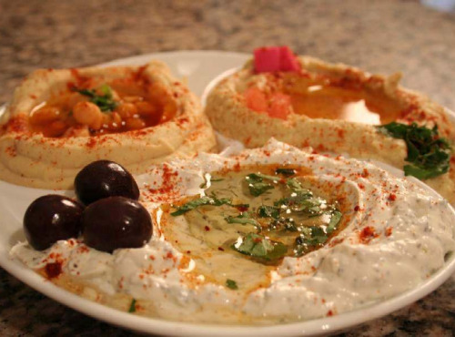 Graines Précieuses - Assortiment De Houmous Maison: Nature, Crémeux Et Au Paprika Précieux.