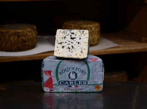 Alléosse Maitre Artisan Affineur Fromager - Roquefort Carles artisanal AOP au lait cru 1kg