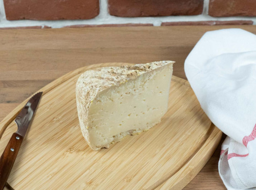 Maison Victor - Depuis 1976 - Gouda vieux de chèvre  - 250 g