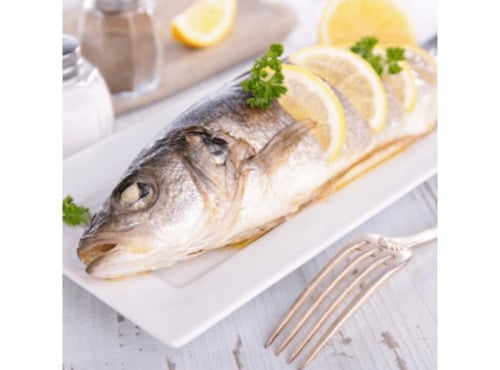 Poissonnerie Paon - Bar sauvage : A la pièce, Vidé par les ouïes, 800g - 1 kg