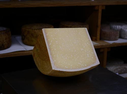 Alléosse Maitre Artisan Affineur Fromager - Parmigiano Reggiano Vache rouge 37mois  au lait cru DOP