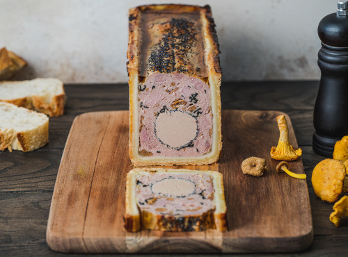 Maison BAYLE - Champions du Monde de boucherie 2016 - Paté en croûte de canard champignons et mousse de foie d'oie - 2 tranches