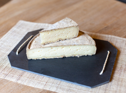 Ferme de Montchervet - Tomme De La Paquérie 1/4