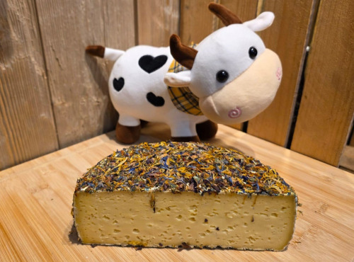 Fromagerie du Pichet - Tomme aux Fleurs 900g
