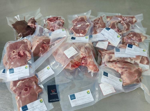 Ferme Bleu Canard - [Précommande] Colis ½ agneau Bleu du Maine – Gigot Entier