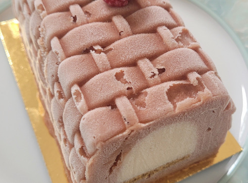 Le Jardinier Glacier - BUCHE GLACEE PECHE DE VIGNE/VANILLE 4 A 6 PERS