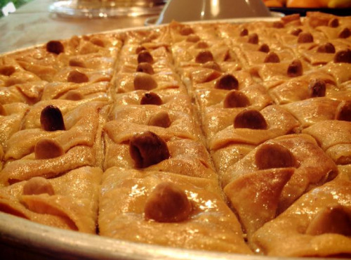 Graines Précieuses - Baklawas artisanales aux amandes  et Miel De Provence.