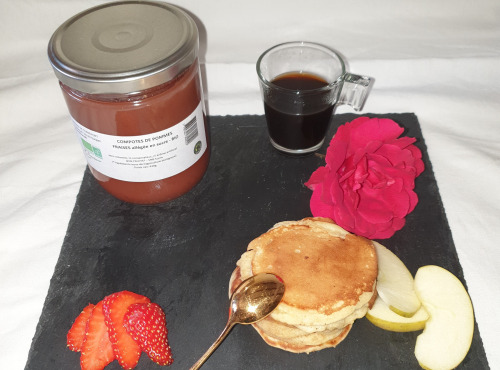 La Ferme du Montet - Compote de Pommes fraises allégée en sucre BIO - 420 g