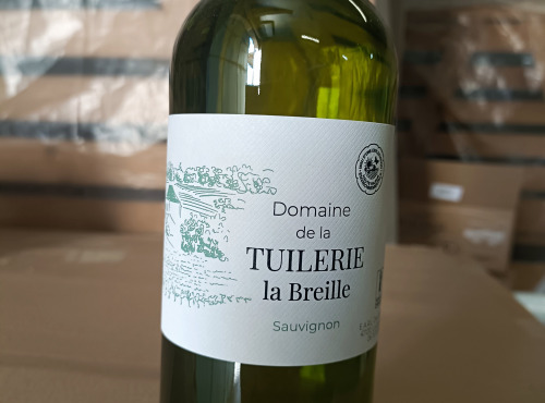 Domaine de la Tuilerie - LOT  DE  3 BOUTEILLES DOMAINE DE LA TUILERIE LA BREILLE