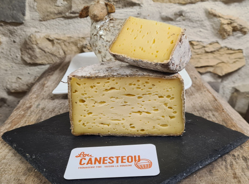 Lou Canesteou - 1/2 Tommette des Aravis 350g