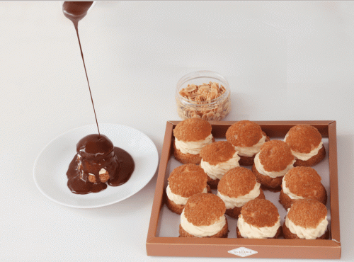 La Glacerie par David Wesmaël - Meilleur Ouvrier de France - Coffret de 16 Profiteroles, Sauce Chocolat & Amandes Effilées Grillées