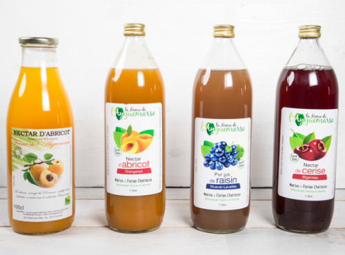 La Ferme de l'Ayguemarse - Panier Jus de fruits frais de la ferme : cerise, raisin, abricot