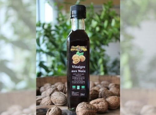 Ferme de Pleinefage - Vinaigre de vin blanc aromatisé à la Noix BIO - Bouteille 25cl