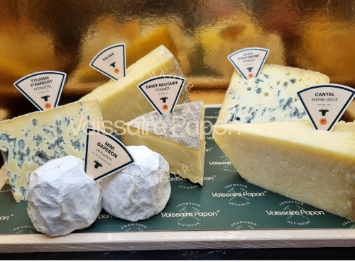 Vaissaire Papon Affineur - Fromager - Plateau de fromages - Artense Saveurs d'Auvergne_4 pers.