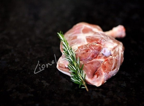 Boucherie Charcuterie Traiteur Lionel Ghérardi - Epaule d'Agneau semi désossée Label Rouge - 1600g