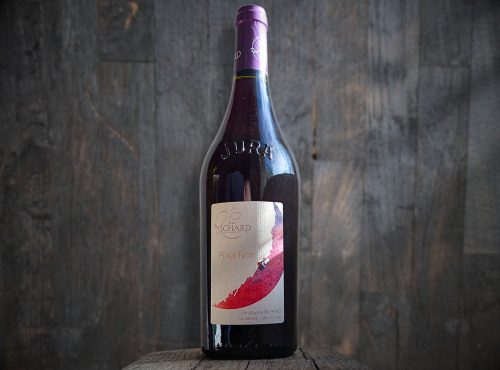 Elevage de Cochons en Forêt et Produits du Terroir Jurassien - Cotes du Jura Rouge - Pinot Noir 2024