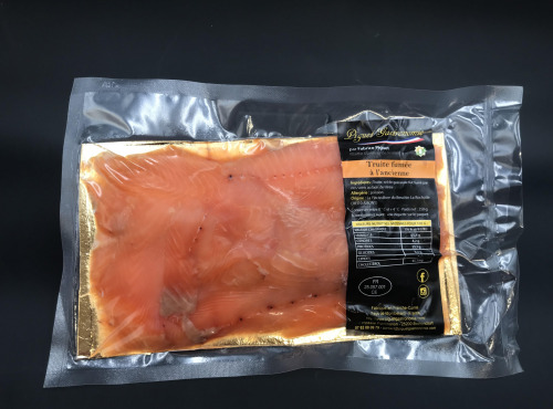 Piguet Gastronomie - Truite fumée aux bois de résineux (le Breuchin 70)