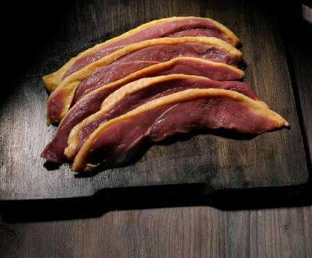 Des Poules et des Vignes à Bourgueil - Magret de canard tranché ( sens de la longueur )