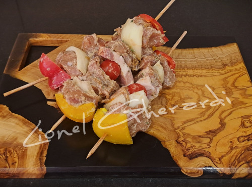 Boucherie Charcuterie Traiteur Lionel Ghérardi - Brochette de Veau marinée aux Morilles x 2
