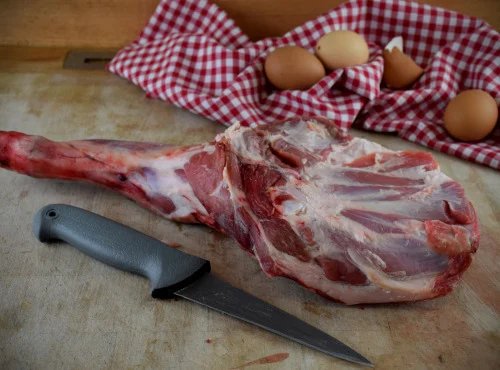La ferme d'Enjacquet - Épaule d’agneau entière avec os – 1,6 à 1,8 kg x 5
