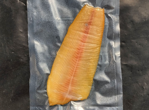 Nature et Saveurs - Ferme Aquaponique et Permacole Astérienne - Filet de truite Fumé au Hêtre (Sans peau / Non Tranché)