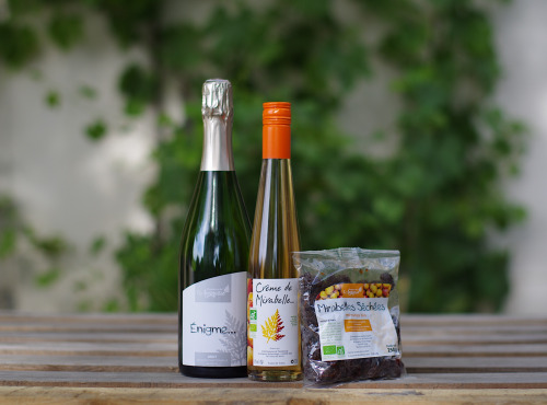 Domaine de l'Ambroisie - Coffret Cadeau Ensemble Pour Kir : Enigme, Crème De Mirabelle bio Et Mirabelles Séchées bio