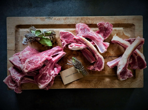 La Ferme du Poirier - Les côtelettes d'Agneau de Sologne - 12 côtes