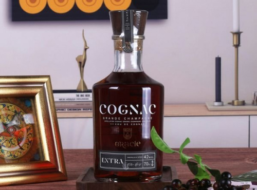 Mte Spiritueux - ORACLE EXTRA Cognac, vieilli plusieurs décennies, Grande Champagne 1er Cru