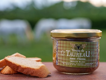 Manade Blanc - Terrine de taureau aux olives 170g