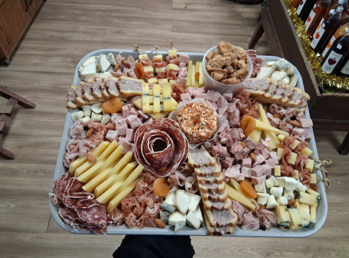 Boutique Boisette - Plateau apéro fromages et charcuteries