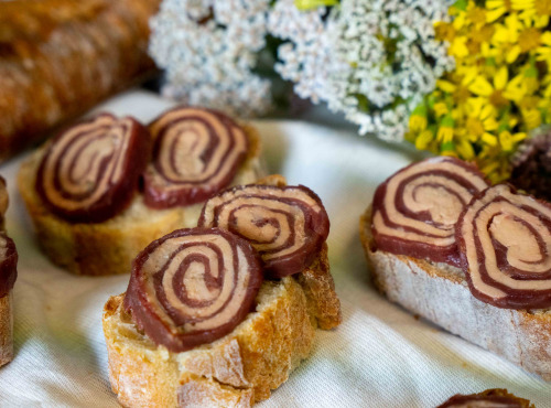 La Ferme du Luguen - [Précommande] Roulé De Magret Fumé Au Foie Gras