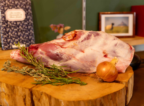 Aux Arts Salés - Gigot d'agneau de pré-salé - 2,6 kg - livraison le 9 Octobre