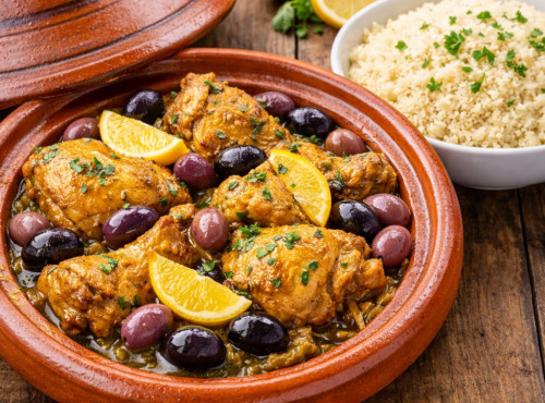 Le Paradis d'Escargot - Tajine marocain poulet olives citron confit pour 5 gourmands et semoule