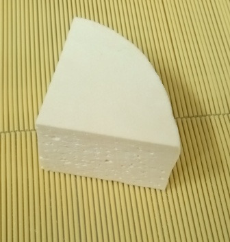 Fromagerie de la Chapelle Saint Jean - La Tomme fraiche (quart)