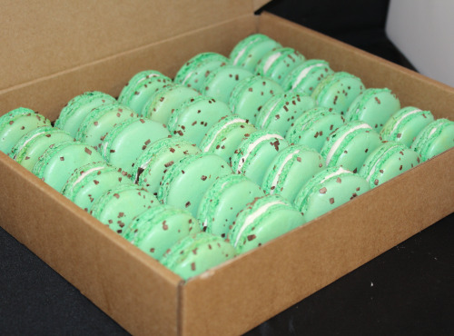 Les Macarondises - 35 Macarons After-Eight