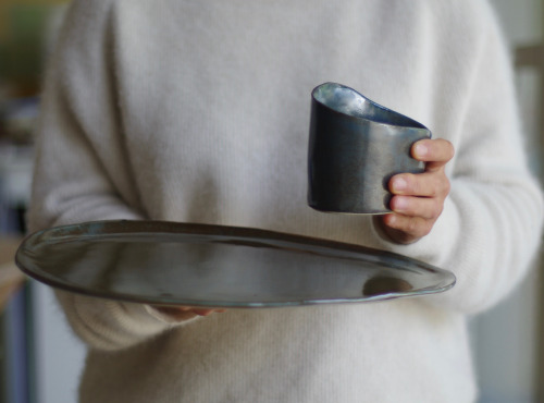 Atelier Eva Dejeanty - Service en Céramique idéal à offrir en coffret cadeau  : Assiette Taille L et Tasse S modèle Cellule