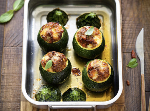 Ferme Sinsac - Courgettes rondes farcies aux légumes du jour pour 2 de 800 grs