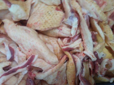 Des Poules et des Vignes à Bourgueil - Viande , peau et gras  de canard gras