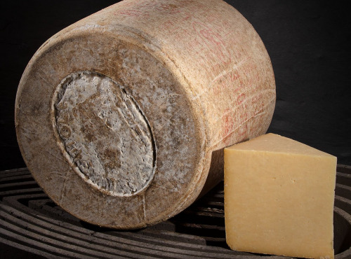 Les Affineurs des Volcans - Laguiole AOP Portion 5 Kg